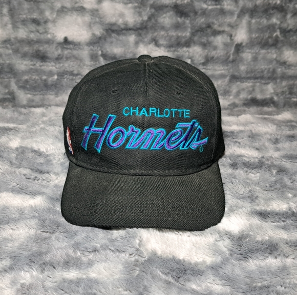 Vintage Sports Specialties NBA Charlotte Hornets Script Wool Snapback Hat